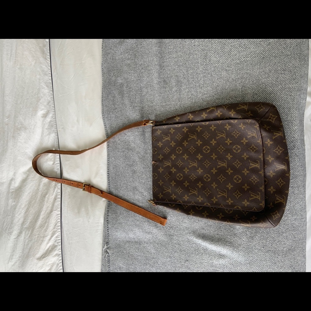 LV musette salsa large mail bag